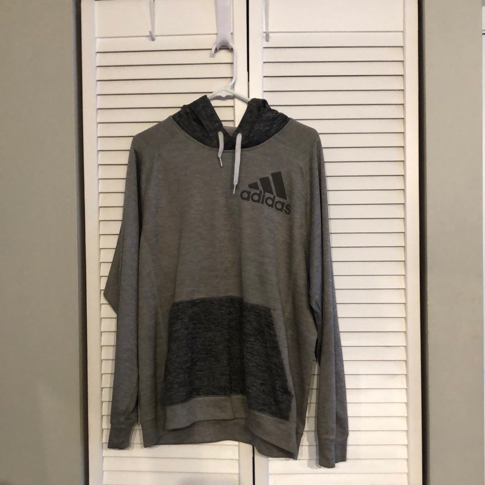 Men’s Adidas gray sweatshirt